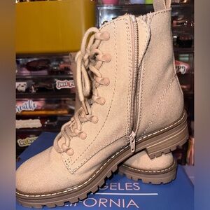 Tan/Beige Combat Boots
